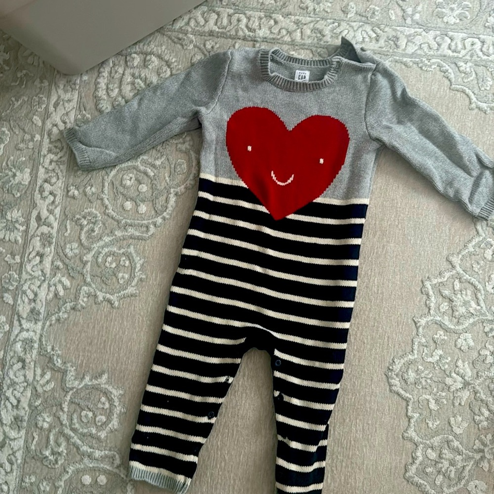 Sweater striped with heart onesie